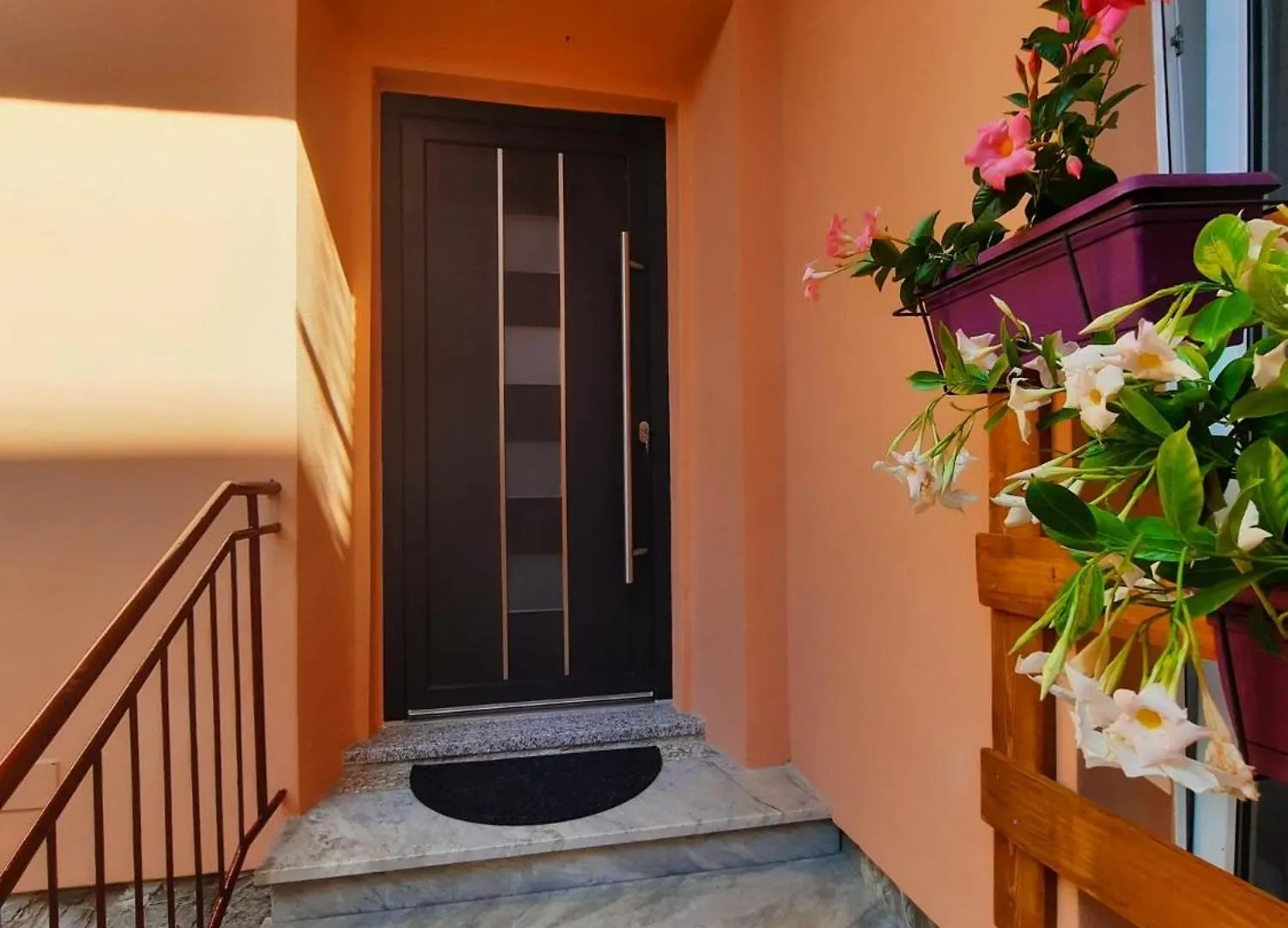 펜션 Villa Rosa Nel Cuore Di 포르투 아주로