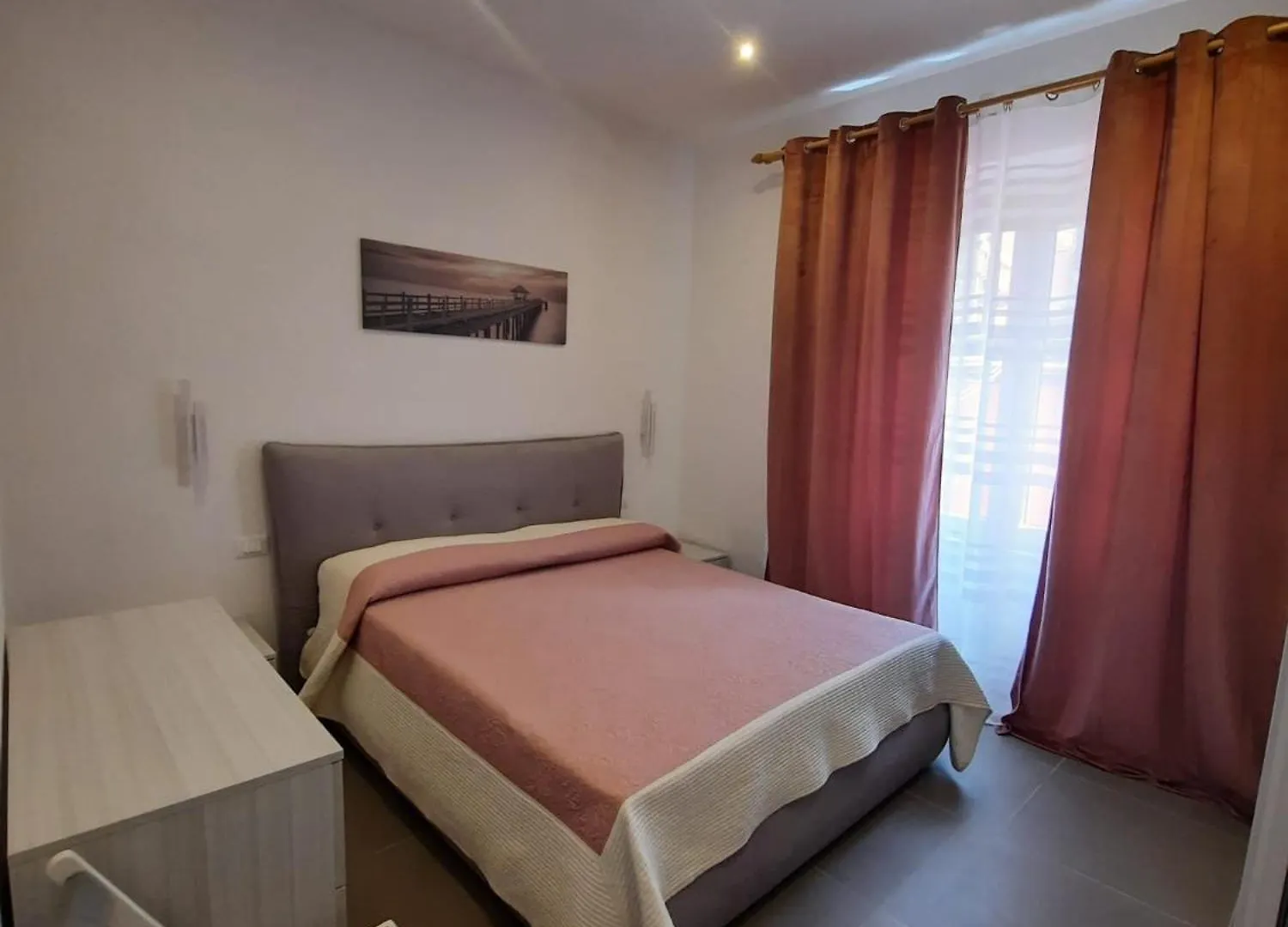 펜션 Villa Rosa Nel Cuore Di 포르투 아주로